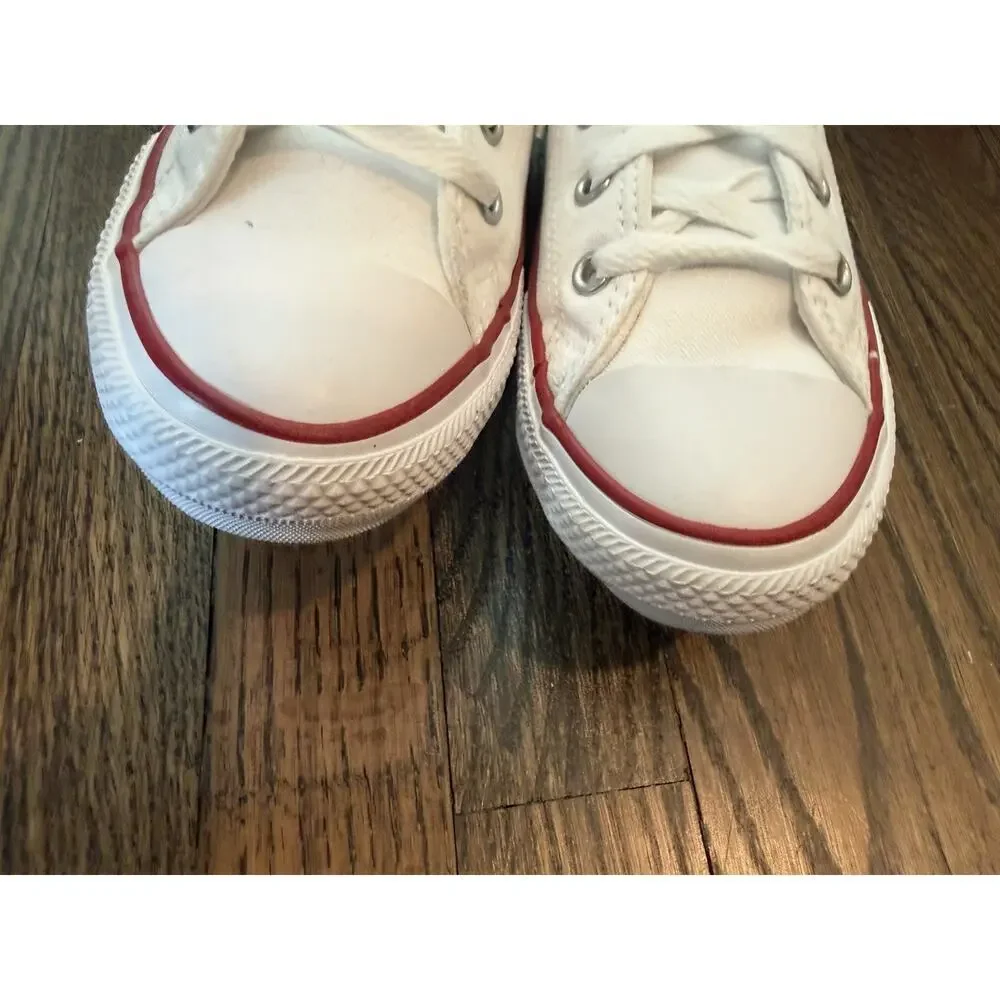 Converse Chuck Taylor All Star Sneaker Youth Sz 2 Shoes White low top NEW
